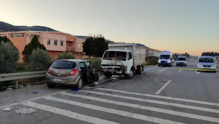 Gölmarmara’da feci kaza | 1 kişi öldü, 3 kişi yaralandı