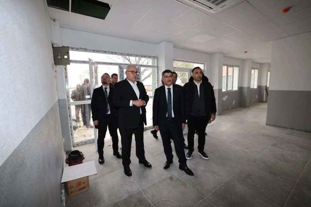 açılış için gün sayıyor