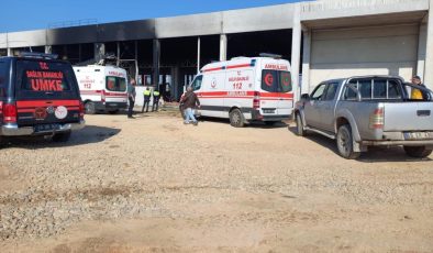 Manisa’da acı olay | Yangın sırasında göçük altında kalan 2 işçi hayatını kaybetti